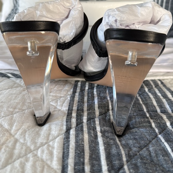 Schutz Ully Acrylic heel - Picture 5 of 7